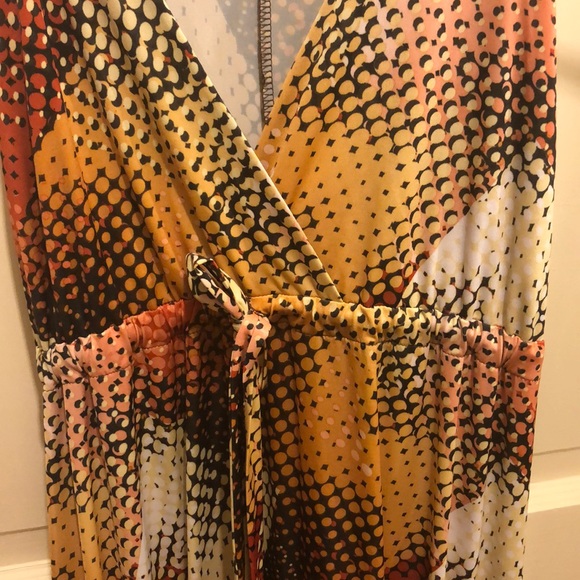 Maxi dress with adjustable waist tie - Picture 3 of 5